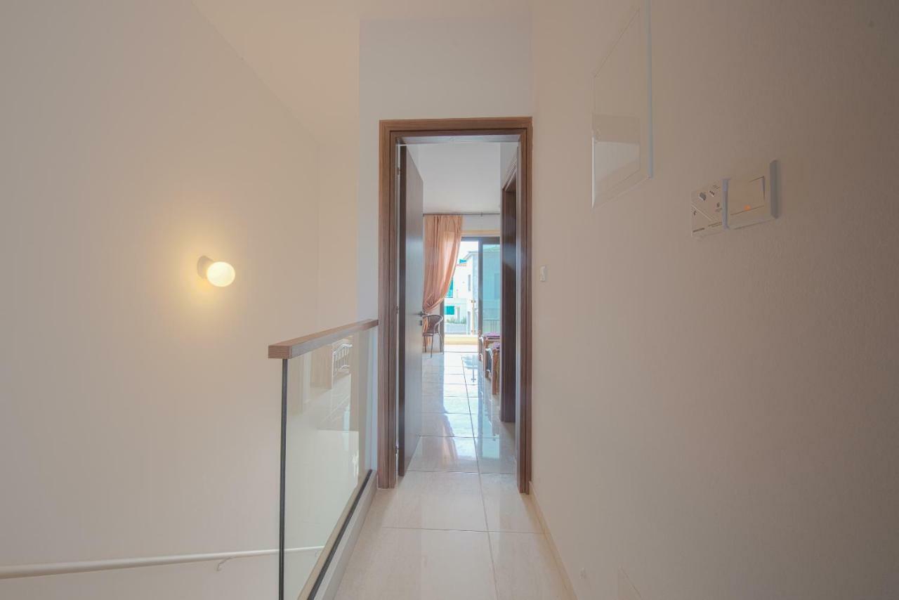 Kolderen Coral Bay 6 Apartment Exterior photo